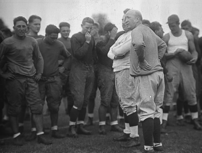 Notre Dame Fighting Irish football head coach Knute Rockne with players