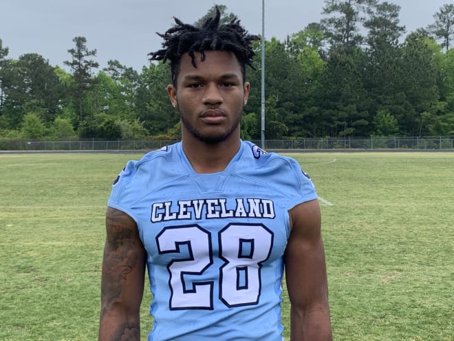 NC State Wolfpack football recruiting running back Omarion Hampton