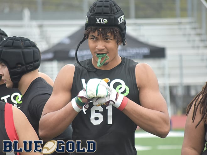 Rabun Gap (Ga.) Nacoochee defensive end and Notre Dame Fighting Irish football recruiting garget Darren Agu