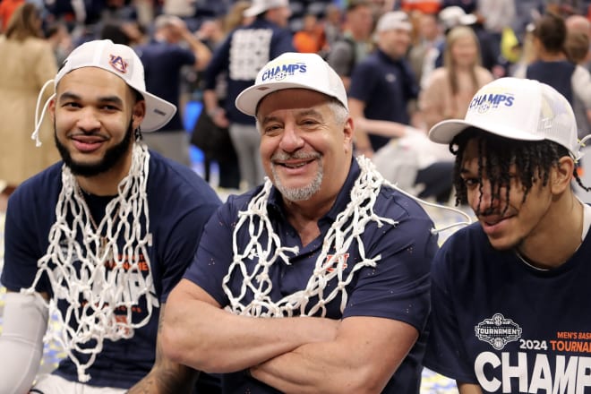 Johni Broome, Bruce Pearl and Chad Baker-Mazara