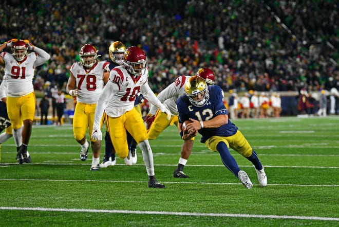 Notre Dame Fighting Irish football quarterback Ian Book