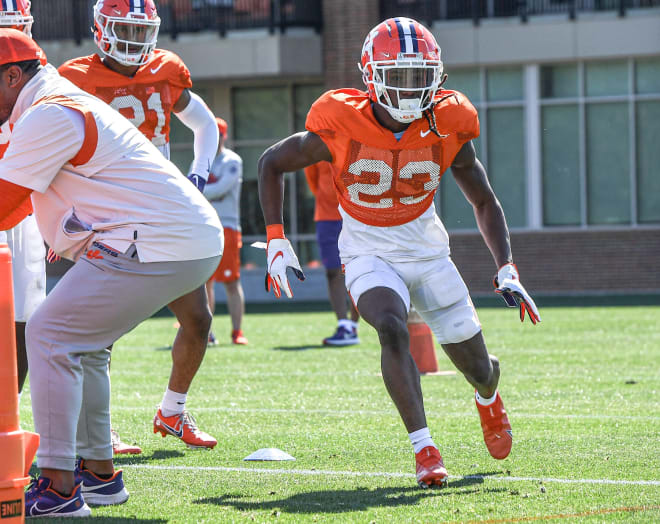 Former Clemson cornerback Toriano Pride has committed to Missouri