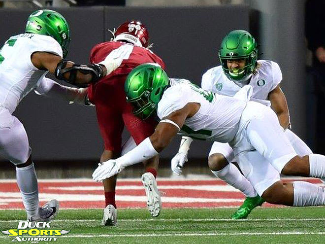 The Duck defense contained a potent WSU offense giving up 29 points