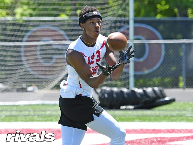 Evett hauls in a pass during drills at the Rivals Camp in Atlanta