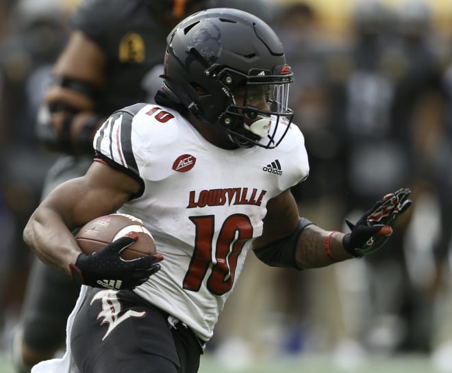 Louisville Football Previews New Features At Cardinal Stadium