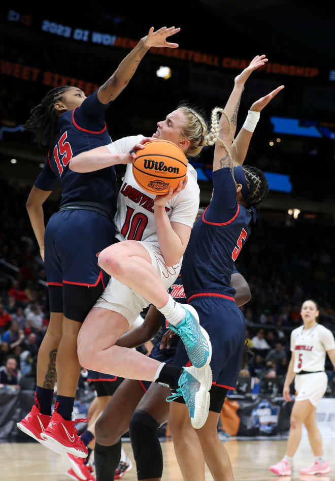 LSU Holds No. 1 Women's Basketball Recruiting Class, Local Sports News