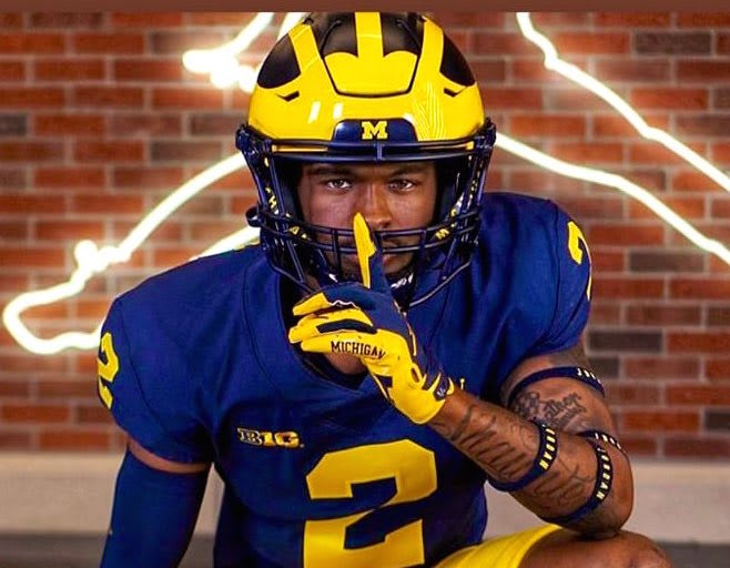 All-American cornerback Darion Green-Warren has signed with Michigan Wolverines football