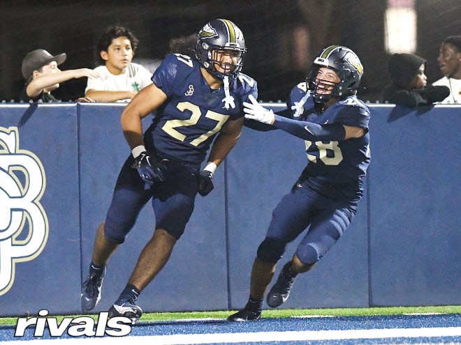 Five-star linebacker Kyngstonn Viliamu-Asa (27) is the epitome of what Notre Dame's looking for in building elite classes