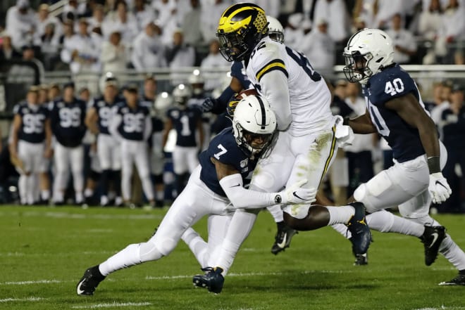 Michigan Wolverines football redshirt junior tight end Nick Eubanks has hauled in two catches for 21 yards tonight.