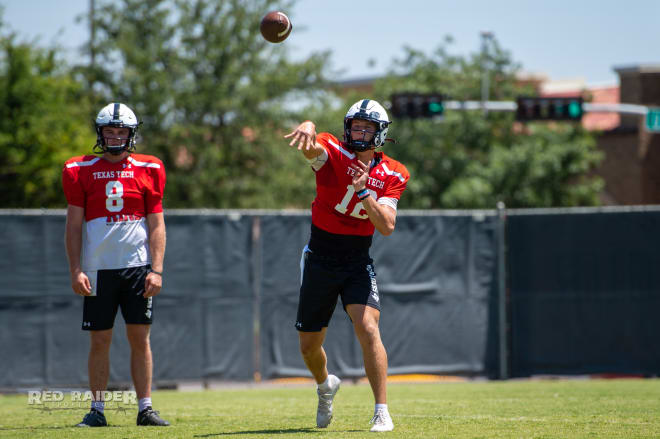 QB Tyler Shough throwing during fall practice