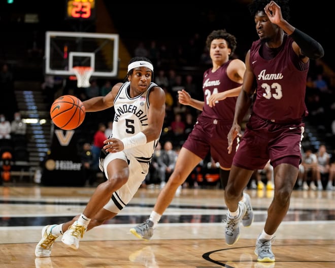 Ezra Manjon scored 12 points in Vanderbilt's 70-62 win (Andrew Nelles, Tennessean.com, USA Today Network)