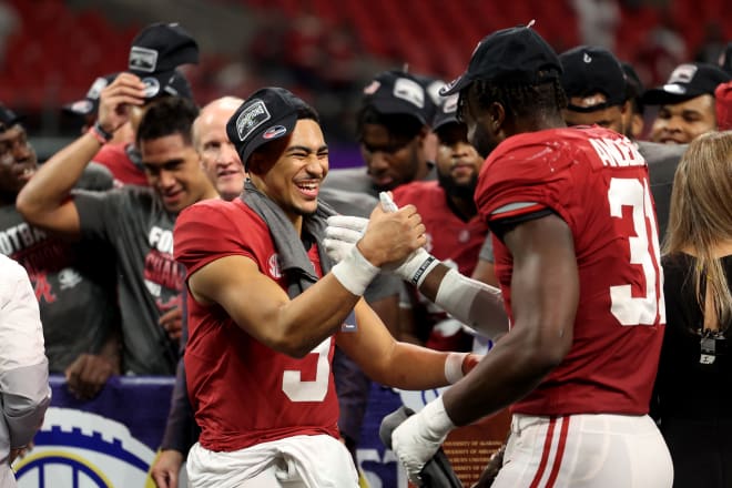 Saban describes how Alabama quarterbacks are hit during practice -  TideIllustrated