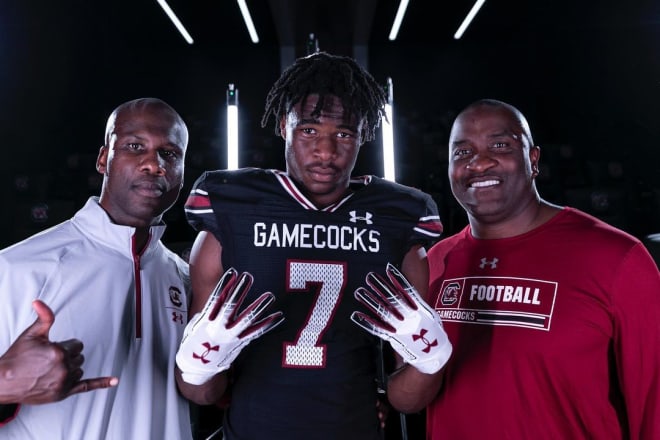 Irmo (S.C.) defensive back Nick Emmanwori committed to South Carolina on Wednesday night.