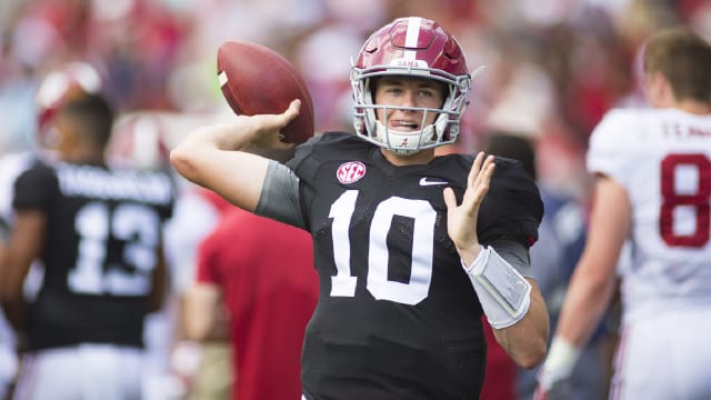 Alabama backup quarterback Mac Jones was arrested for DUI Friday morning. Photo | Getty Images