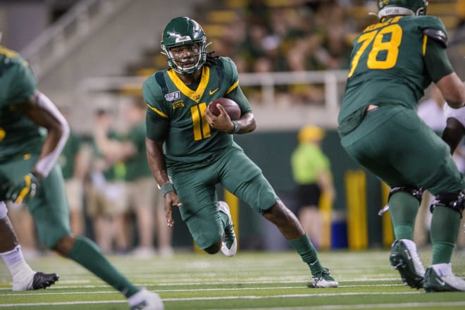 Baylor Bears quarterback Gerry Bohanon (11) runs for yardage.