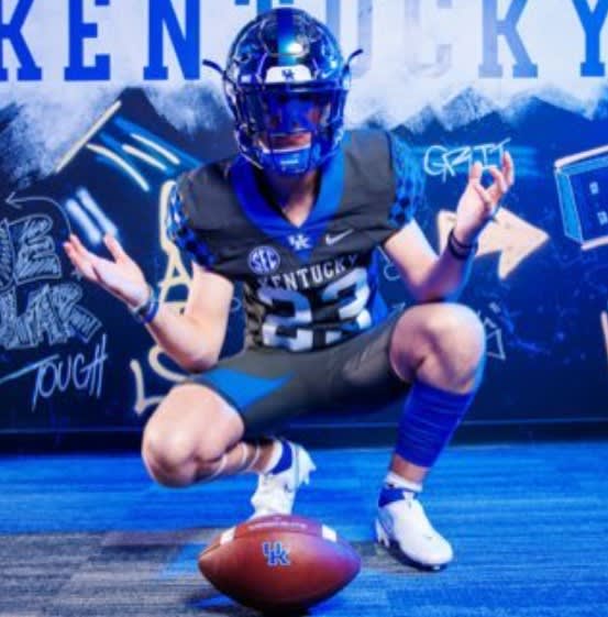 Jackson Moore visiting Kentucky over the weekend.