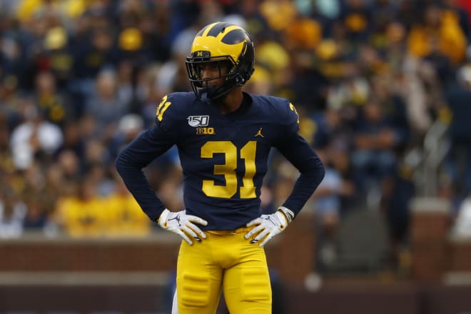 Michigan Wolverines football corner Vince Gray is tasked with stopping Minnesota's Rashod Bateman.