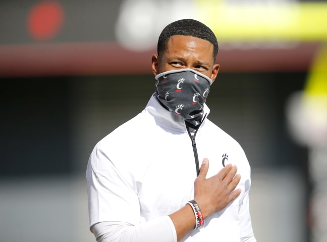 Cincinnati Bearcats football defensive coordinator Marcus Freeman