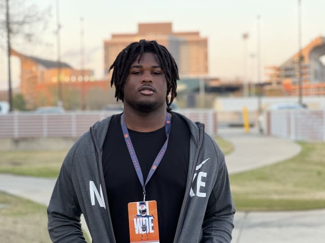 Brown returned for another Auburn visit on Wednesday.