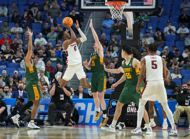 Stanley Umude scored 21 points in Arkansas' win over Vermont.