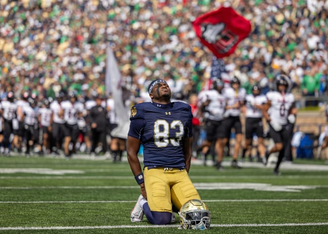 Notre Dame WRs Jayden Thomas, Deion Colzie entering the transfer portal ...