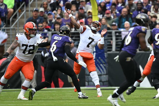 Former Razorback Hjalte Froholdt (No. 72) made his first career NFL start for the Cleveland Browns on Sunday.