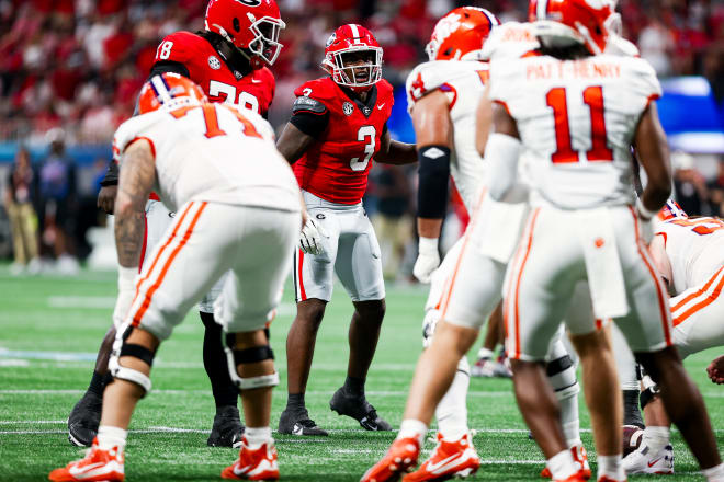 Georgia inside linebacker CJ Allen (3) during Georgia’s game against Clemson in the Aflac Kickoff Game at Mercedes-Benz Stadium in Atlanta, Ga., on Saturday, Aug. 31, 2024. (Tony Walsh/UGAAA)