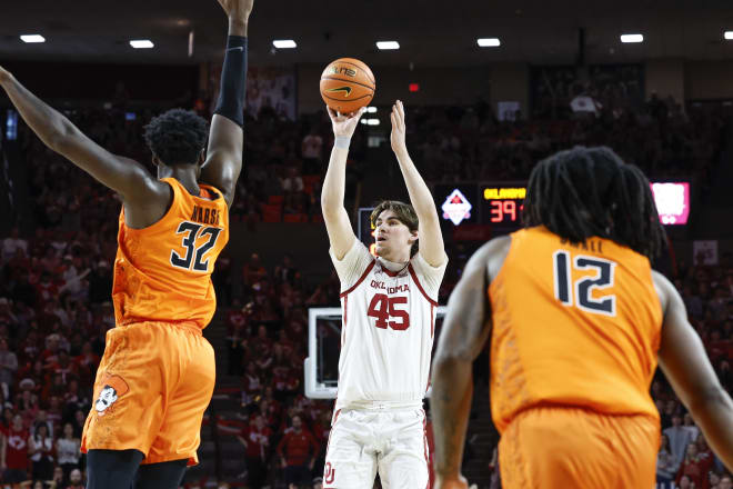 Luke Northweather (45) shoots a three point basket 