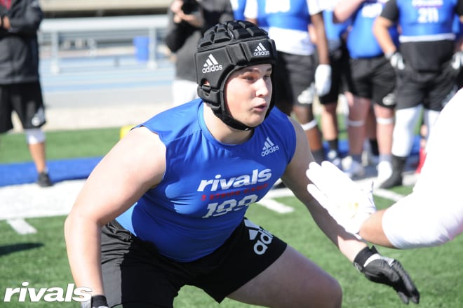 USC landed a big commitment Saturday in 4-star Moorpark HS offensive tackle Jonah Monheim.
