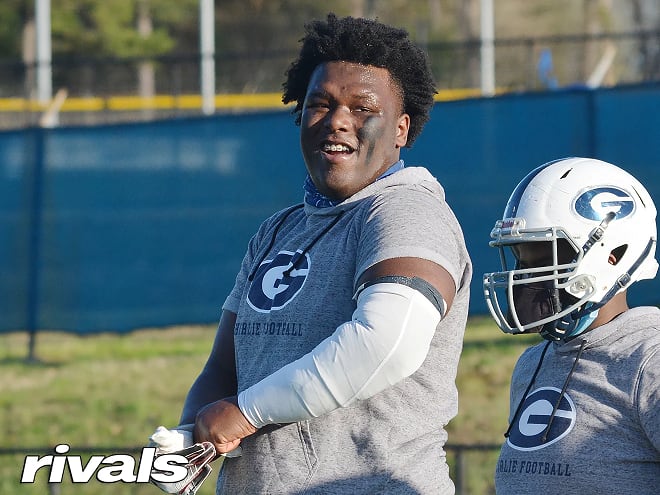 Travis Shaw, a 5-star defensive tackle from Greensboro, NC, announced his top four schools Tuesday and it includes UNC.