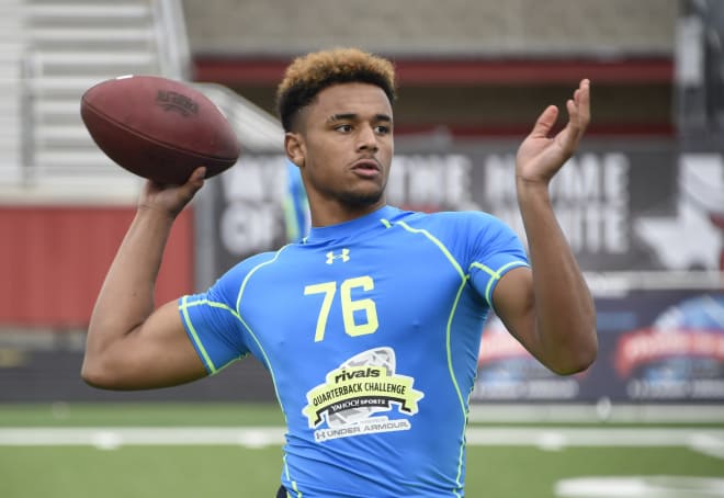 Cedar Hill (Texas) High quarterback Avery Davis is one of Notre Dame's top overall targets. 