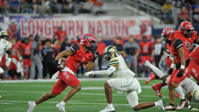 Cedar Hill APB Joshua Fleeks was one of the first to commit to Baylor's 2018 class.