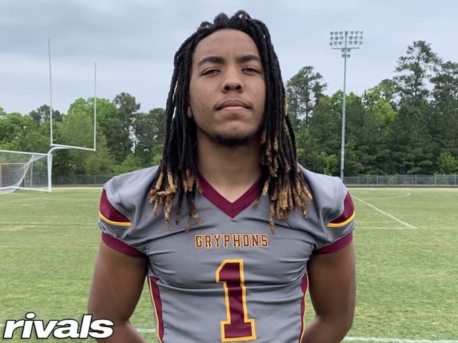 Three-star WR Dak Twitty loved the connection he felt with UVa's receivers coach Marques Hagans.