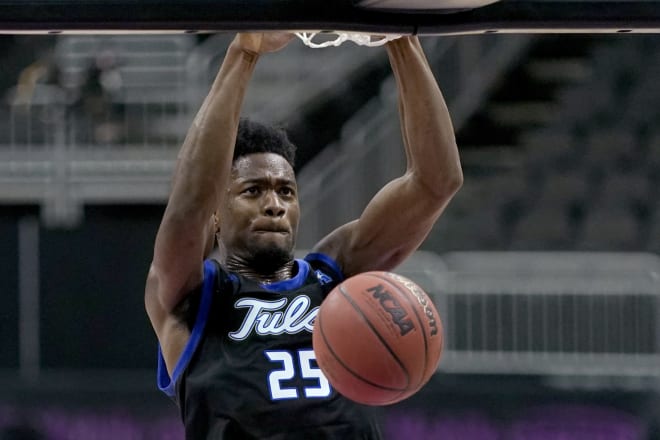 Tulsa forward Rey Idowu.