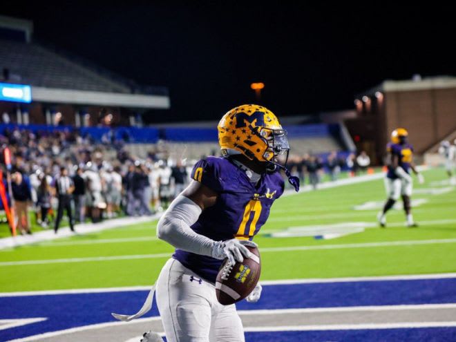 2024 three-star athlete Makhi Frazier scores a touchdown for McKinney. (Photo courtesy of Makhi Frazier)