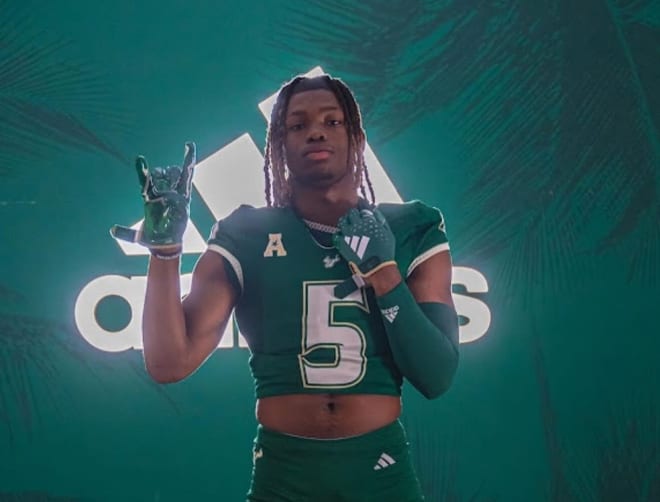 Shane Marshall during his visit to USF Saturday 