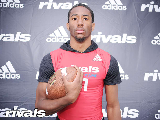 Highly recruited Alabama cornerback Omari Porter makes his official visit to Iowa this weekend.