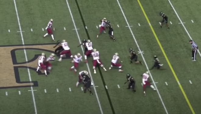 Wake is outflanked for a first down. Ward turns it into 22 yards plus a 15-yard facemask call.