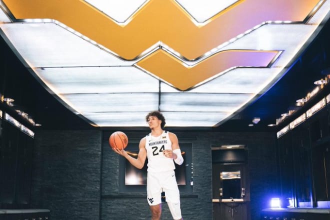 Suemnick is the third commitment for the West Virginia Mountaineers basketball program in 2022.