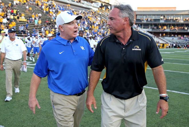 Mark Stoops and Jay Hopson (Chuck Cook/USA TODAY Sports)