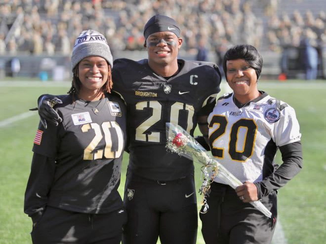 Senior Day as Marquel Broughton is joined by his sister and mother