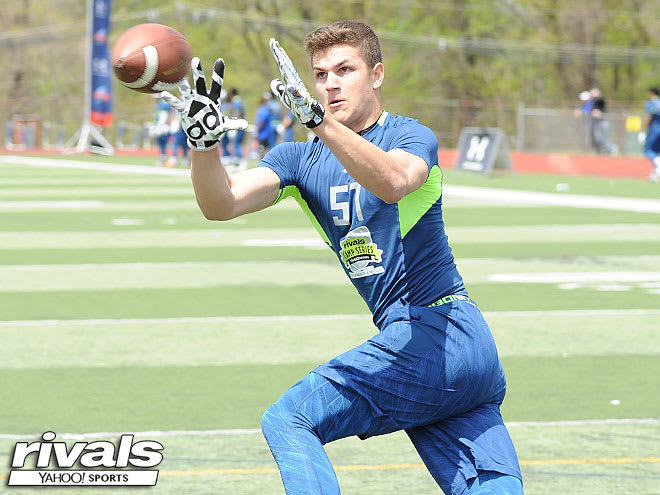 Lindenhurst (N.Y.) Lindenhurst Senior four-star tight end Jeremy Ruckert is rated as the No. 8 tight end in the country.