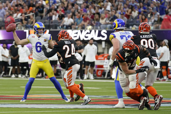 Super Bowl 2022: Oregon State's Johnny Hekker, Oregon's Justin