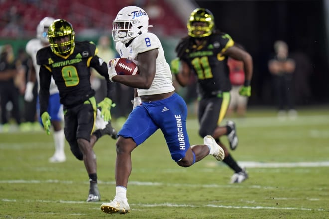 Deneric Prince runs for a 62-yard touchdown against South Florida.