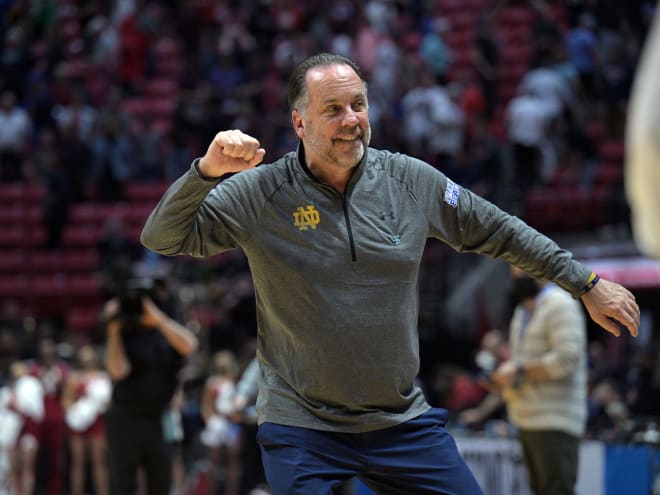 Notre Dame head coach Mike Brey celebrates during a 2022 NCAA Tournament game against Alabama on March 18.