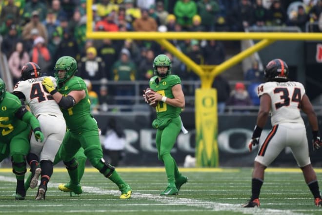 Justin Herbert threw for 174 yards and a touchdown leading the Ducks to their 10th win of 2019 on Senior Day.