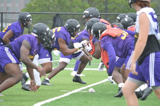 East Carolina wraps up a strong Friday workout heading into Saturday's scrimmage in Dowdy-Ficklen Stadium.