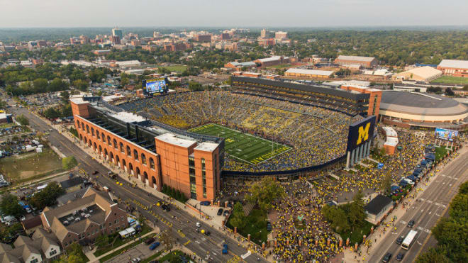 Michigan Wolverines football stadium