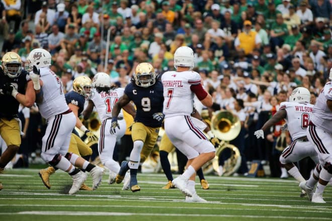 Butkus Award winner Jaylon Smith’s play was not enough for the up and down Irish defense.