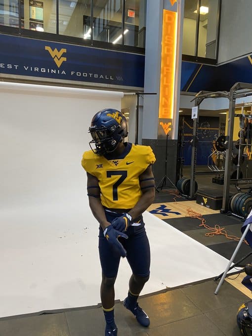 Sparrow has committed to the West Virginia Mountaineers football program. 